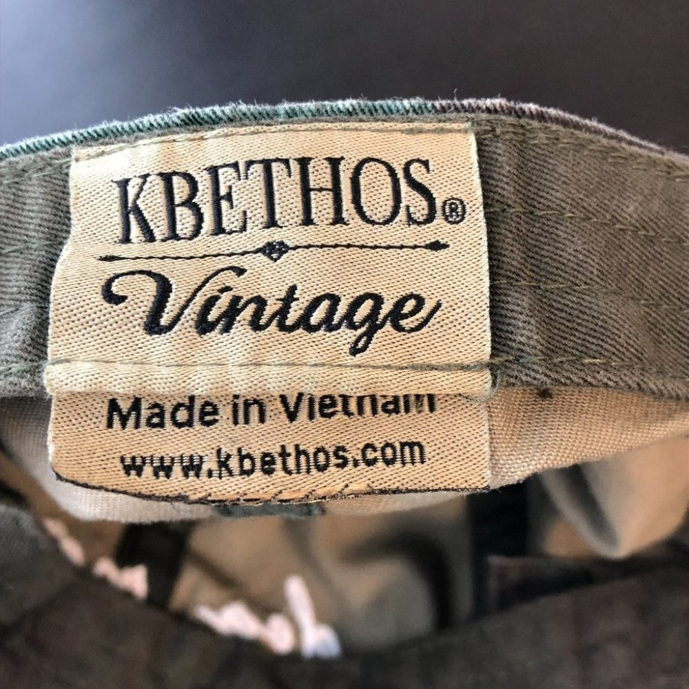 NWOT Green Kbethos Vintage Distressed "Dog Mom" Camo Baseball Cap - Picture 8 of 10
